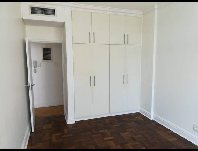 2 BEDROOM APARTMENT TO LET IN POINT WATERFRONT